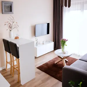apartament-bimba-free-parking.poznan-hotels.com/