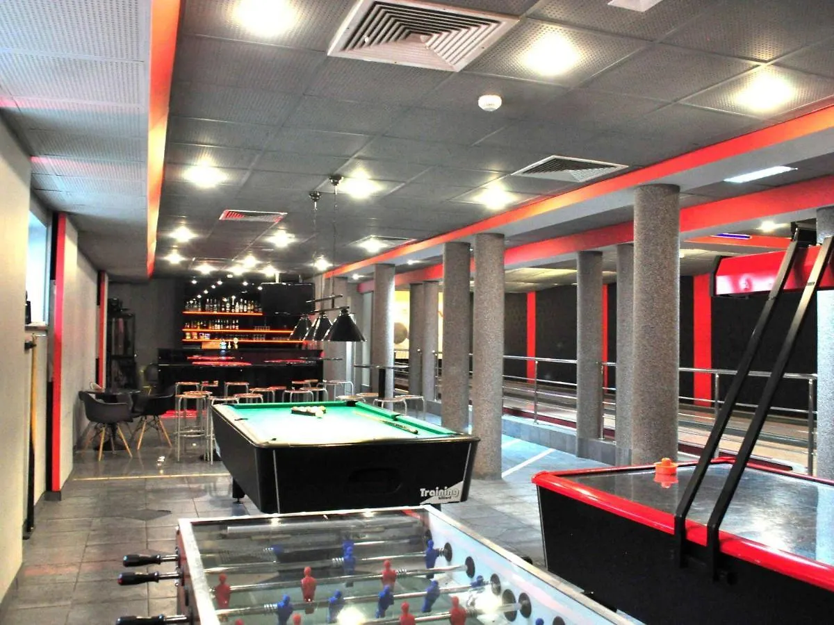 Отель Ibis Styles Warszawa West Моры