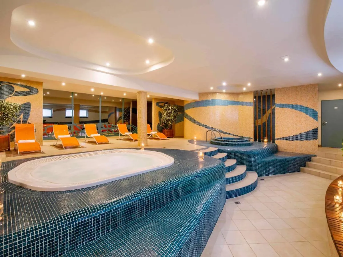 Отель Ibis Styles Warszawa West Моры