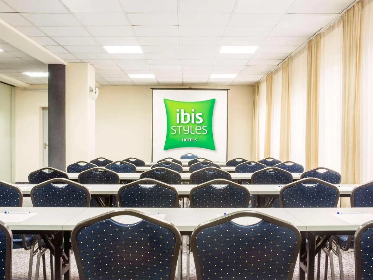 Отель Ibis Styles Warszawa West Моры 3*,