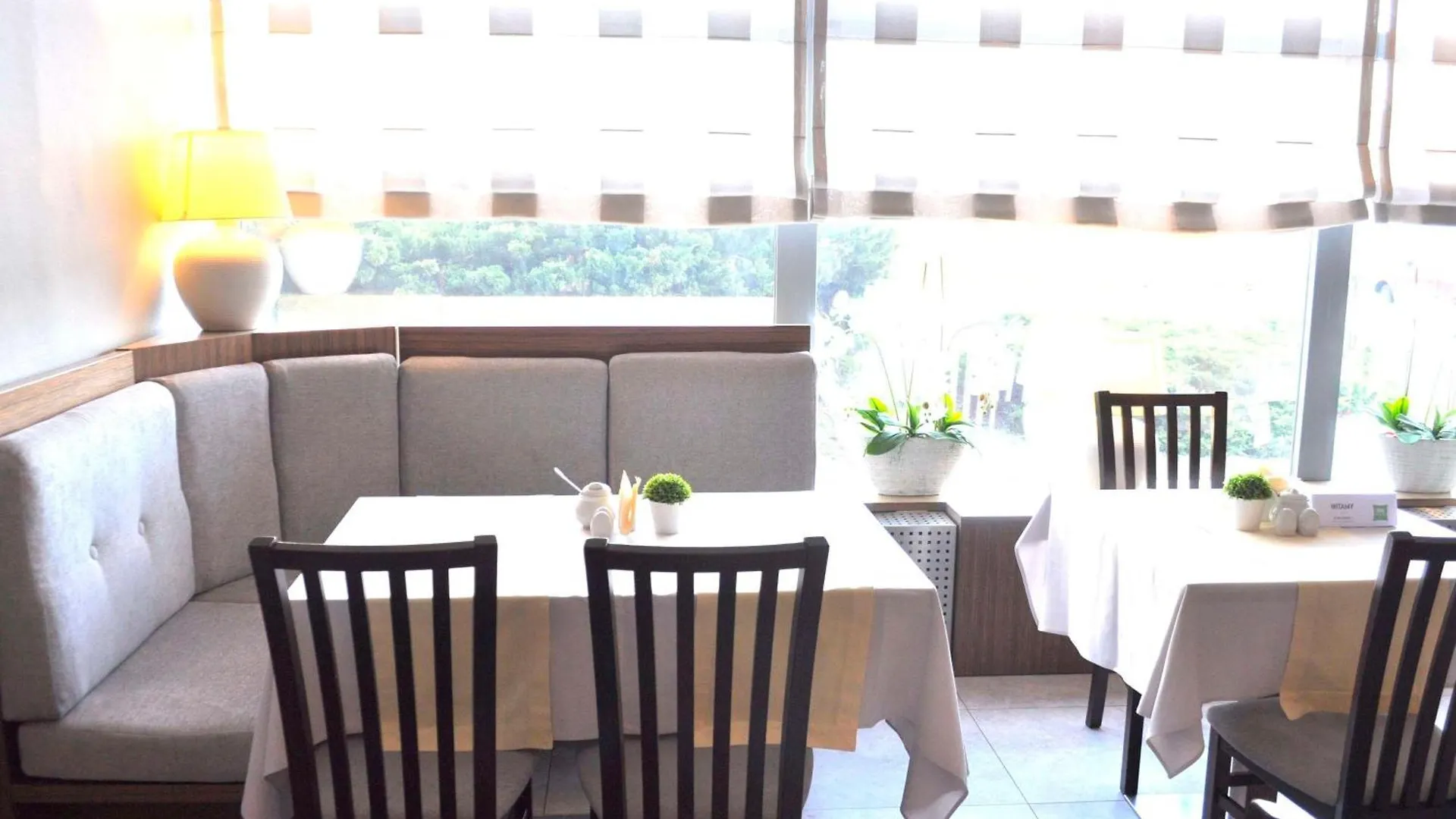 Отель Ibis Styles Warszawa West Моры